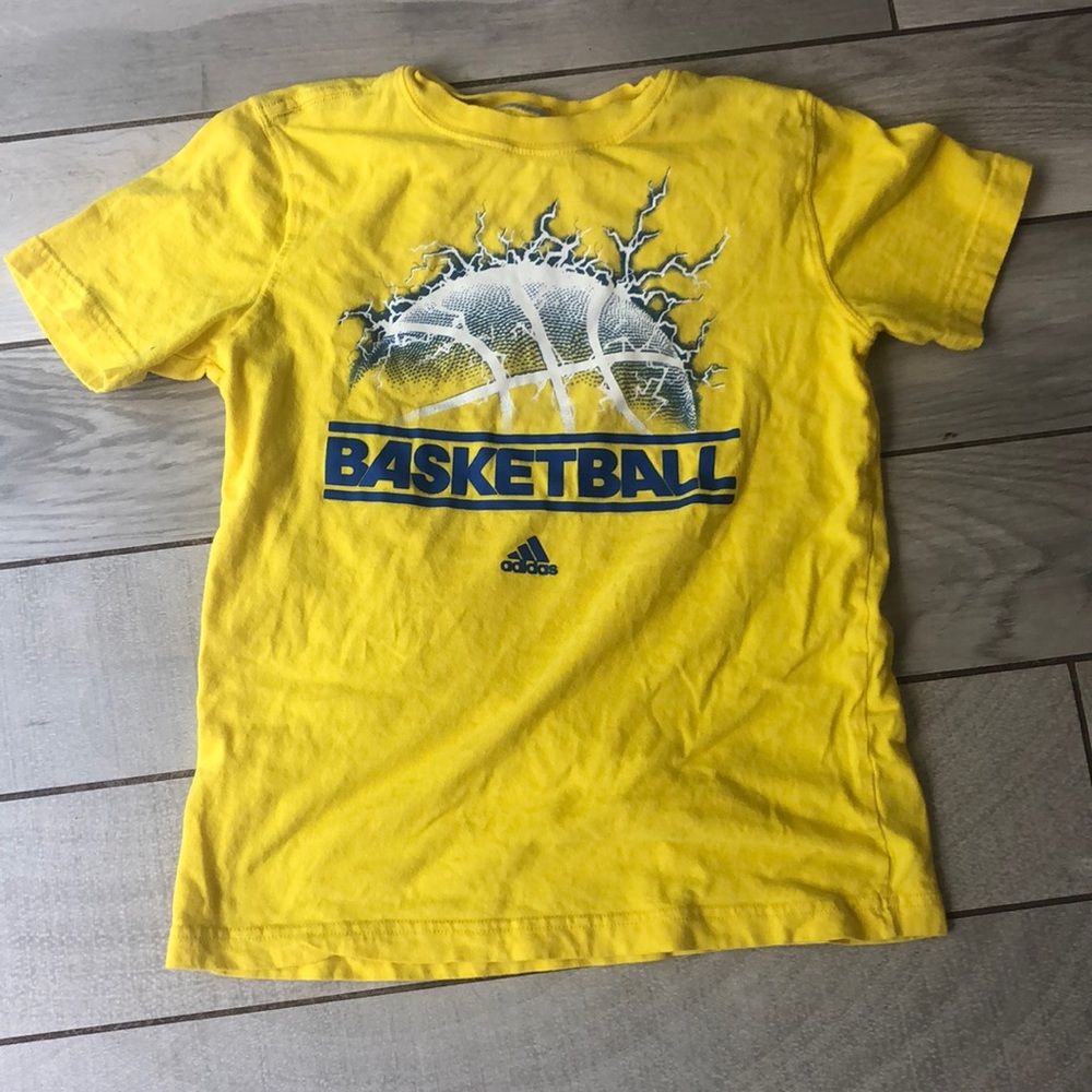 Adidas Boys The Go-To tee basketball medium 10/12